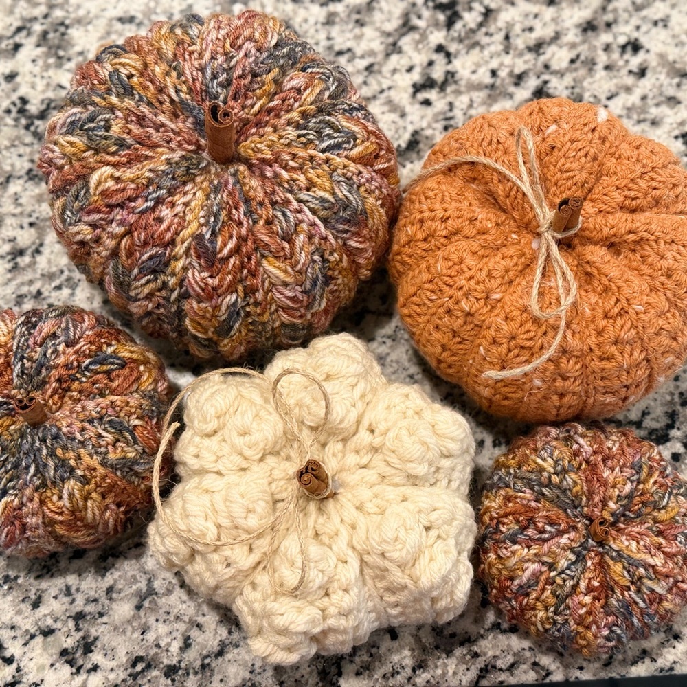 Handcrafted Knitted Pumpkin Decor Set - Multicolor and Cream